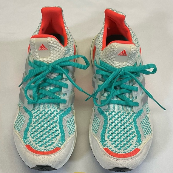 EUC ADIDAS ULTRA BOOST 5.0 DNA MINT RUSH MENS RUNNING SHOES - Picture 1 of 9